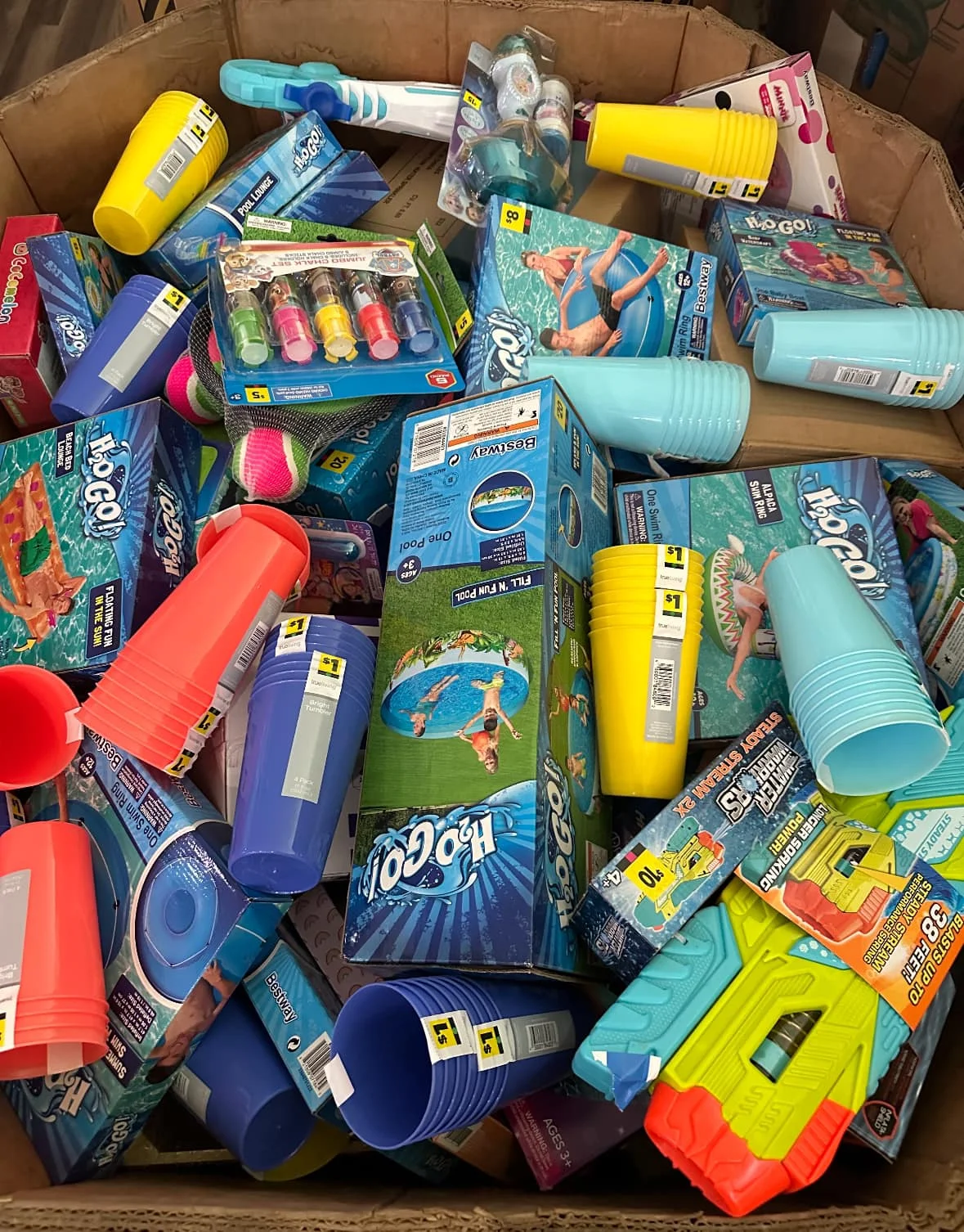 DG Summer Load 22 Pallets