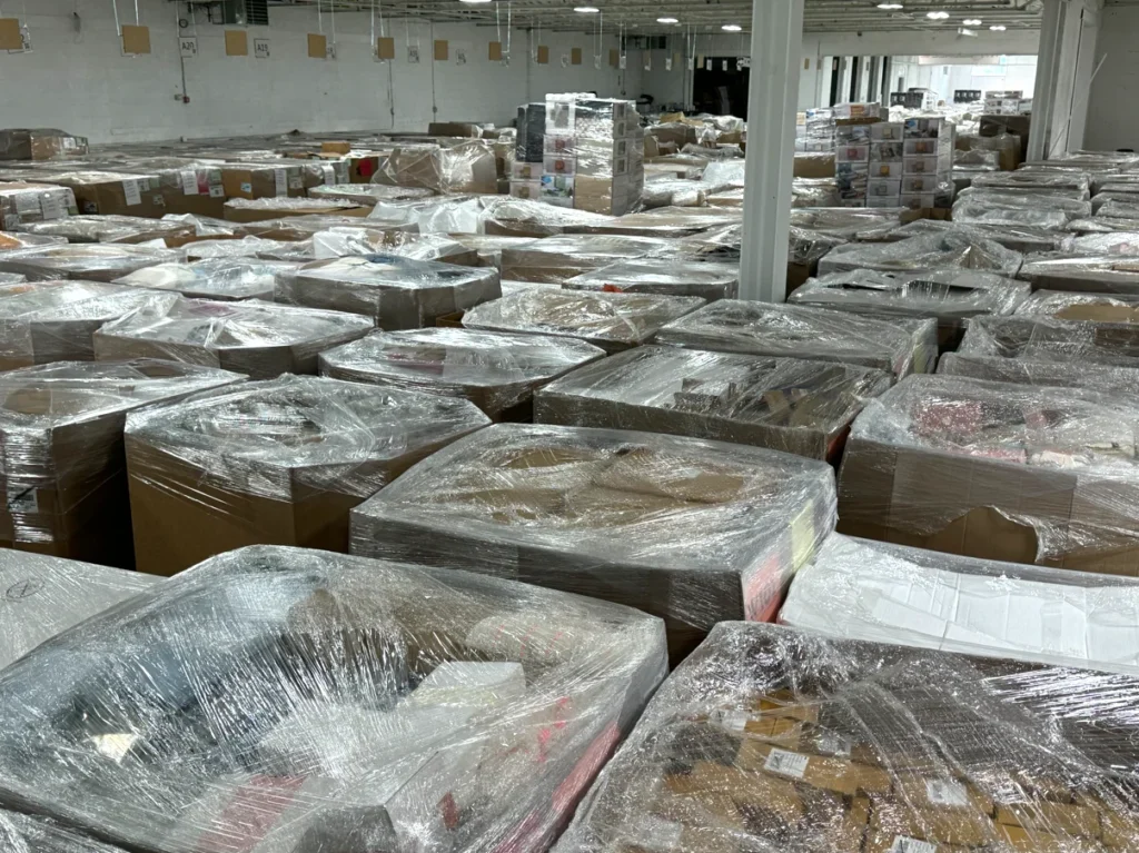 liquidation pallets for resellers